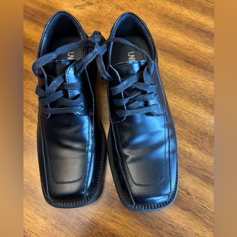 Men’s Black Dress Shoes